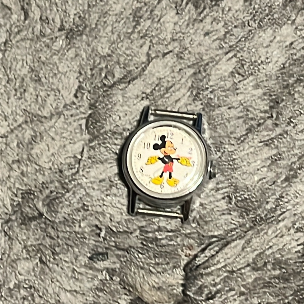 Women’s Rare Vintage Ingersoll Mickey Mouse Watch Face with Working Hands.